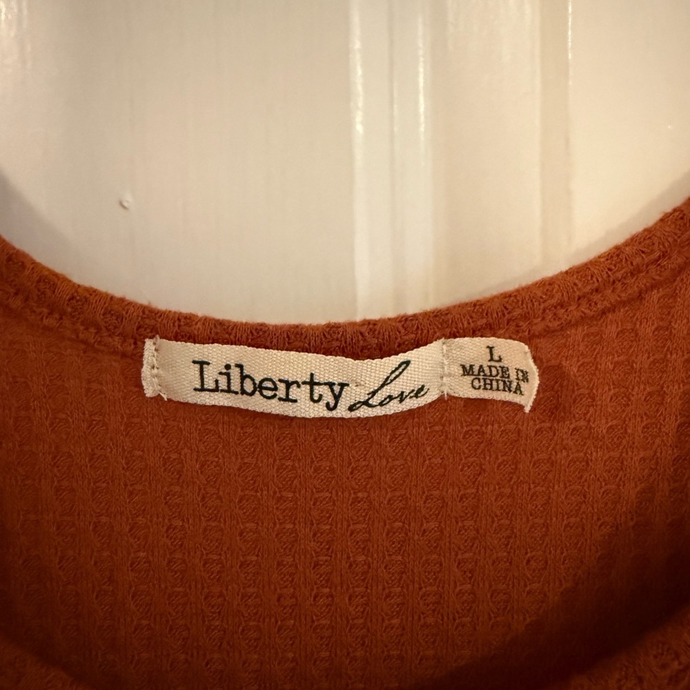 Liberty Love Brown Fitted Buttoned Tank Top - Picture 3 of 3